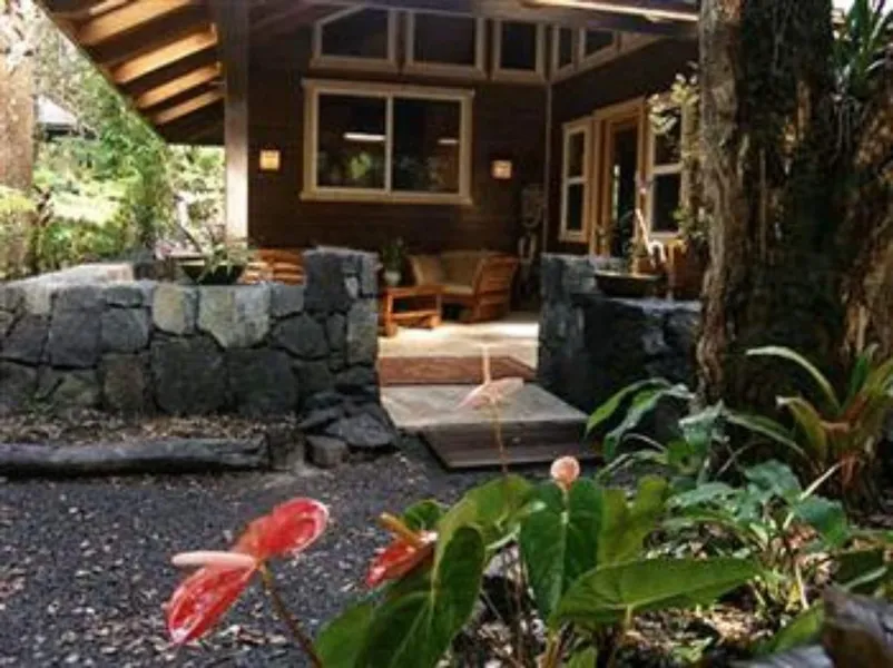 Volcano Mist Cottage hotel detail image 6
