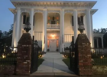 Shadowlawn Bed & Breakfast hotel thumbnail 8