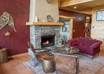 Lazy Bear Lodge hotel thumbnail 8