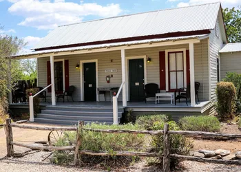 Gruene Homestead Inn hotel thumbnail 3