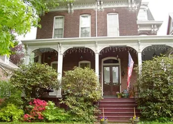 Hillard House Inn hotel thumbnail 2