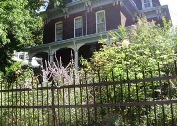 Hillard House Inn hotel thumbnail 6