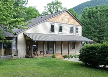 Brook Trout Inn hotel thumbnail 4
