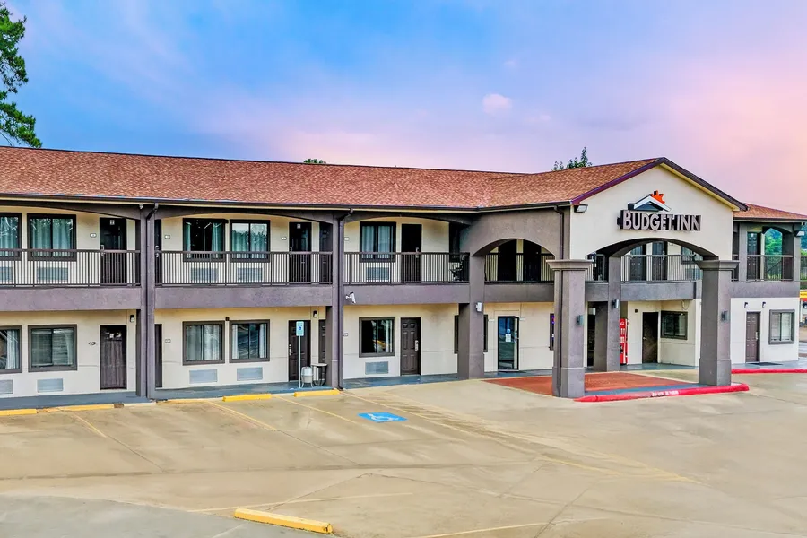 Budget Inn By OYO San Augustine hotel detail image 2