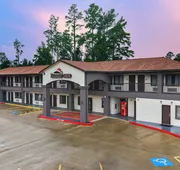 Budget Inn By OYO San Augustine hotel detail image 3