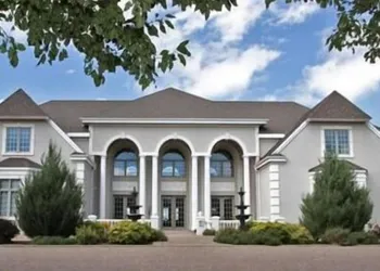 Claremont Inn & Winery hotel thumbnail 4