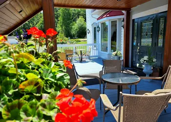 Auberge Les Etchemins hotel thumbnail 3