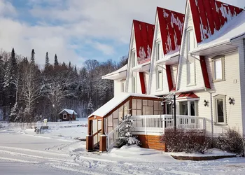 Auberge Les Etchemins hotel thumbnail 6
