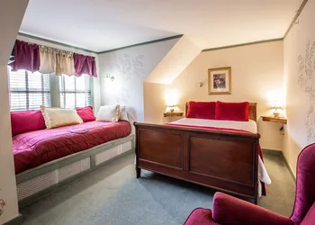 Rosewood Country Inn hotel thumbnail 8