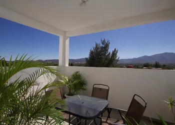 Hotel Villa 12 TX hotel thumbnail 2