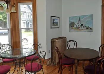 Holman's Heritage Suites hotel thumbnail 6