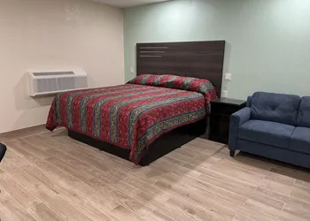 Mauna Loa Motel hotel thumbnail 5