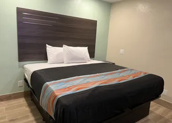 Mauna Loa Motel hotel thumbnail 6