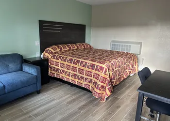 Mauna Loa Motel hotel thumbnail 8