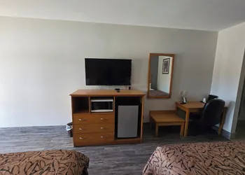 Whitesboro Inn & Suites hotel thumbnail 6