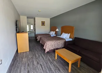 Whitesboro Inn & Suites hotel thumbnail 8