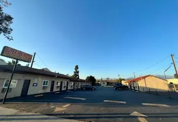 Super Inn hotel thumbnail 4