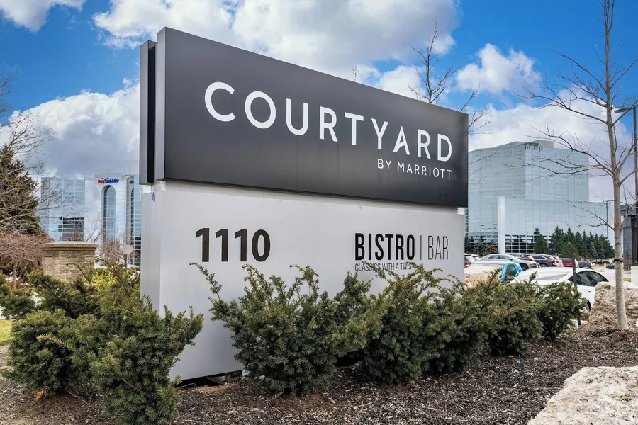 Courtyard by Marriott Burlington hotel detail image 2
