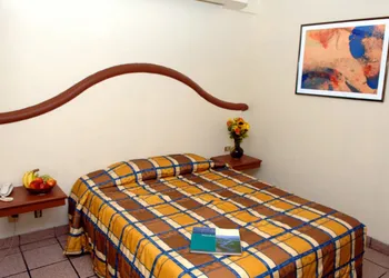 Del Real Hotel & Suites hotel thumbnail 6