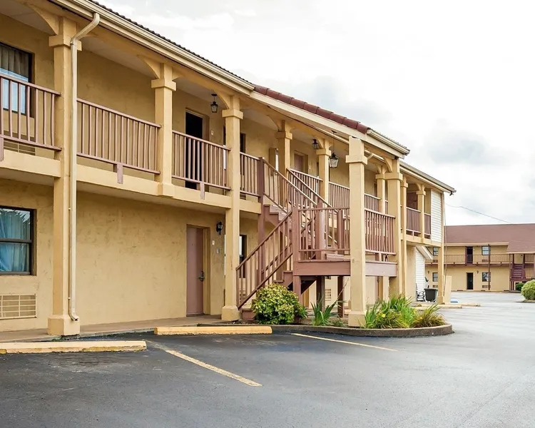 Villa Inn hotel detail image 2