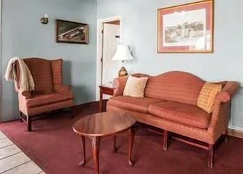 Villa Inn hotel thumbnail 3
