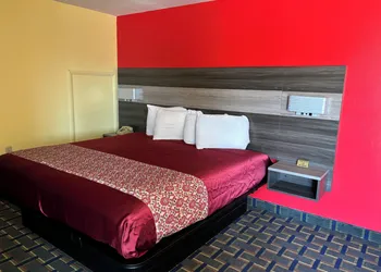 Villa Inn hotel thumbnail 6