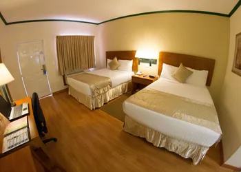 Comfort Inn Monclova hotel thumbnail 7