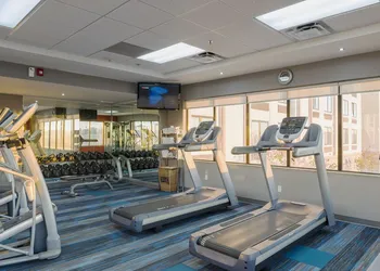 Wingate by Wyndham Chihuahua hotel thumbnail 5