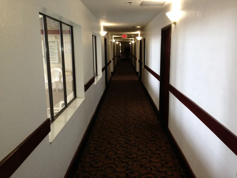 Brentwood Inn & Suites hotel detail image 6