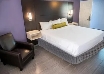 Atlantic Inn hotel thumbnail 6