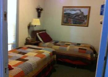 Pullman House Inn hotel thumbnail 3