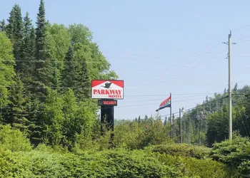 Parkway Motel hotel thumbnail 6