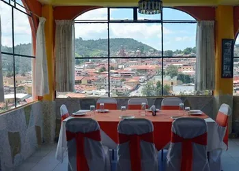 Hotel and Restaurant Los Arcos hotel thumbnail 8