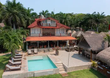 Hotel CasaBakal - A pie de Laguna - Bacalar hotel thumbnail 5