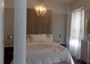 Serenity at Home Guest House hotel thumbnail 3