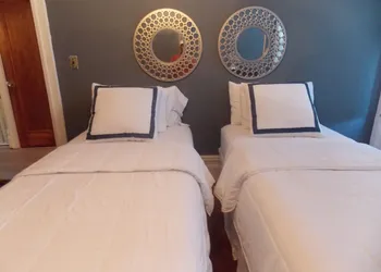 Serenity at Home Guest House hotel thumbnail 6