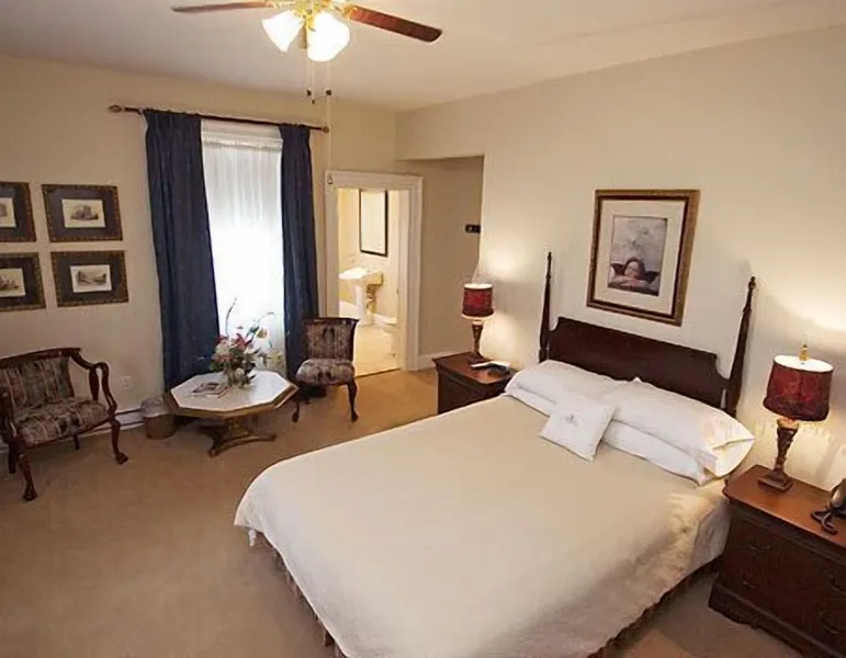 DesBarres Manor Inn hotel detail image 6