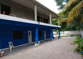 Blue Hotel hotel thumbnail 2