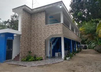 Blue Hotel hotel thumbnail 4