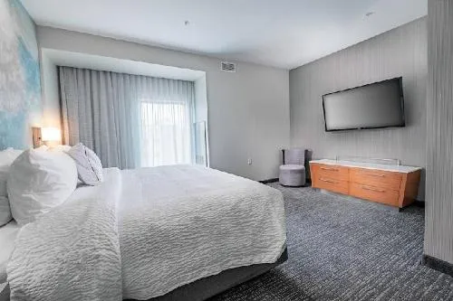 Courtyard by Marriott Toledo West hotel detail image 2