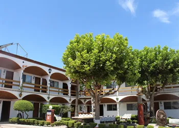 State Inn hotel thumbnail 8