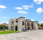 Le Blanc Inn & Suites hotel detail image 4
