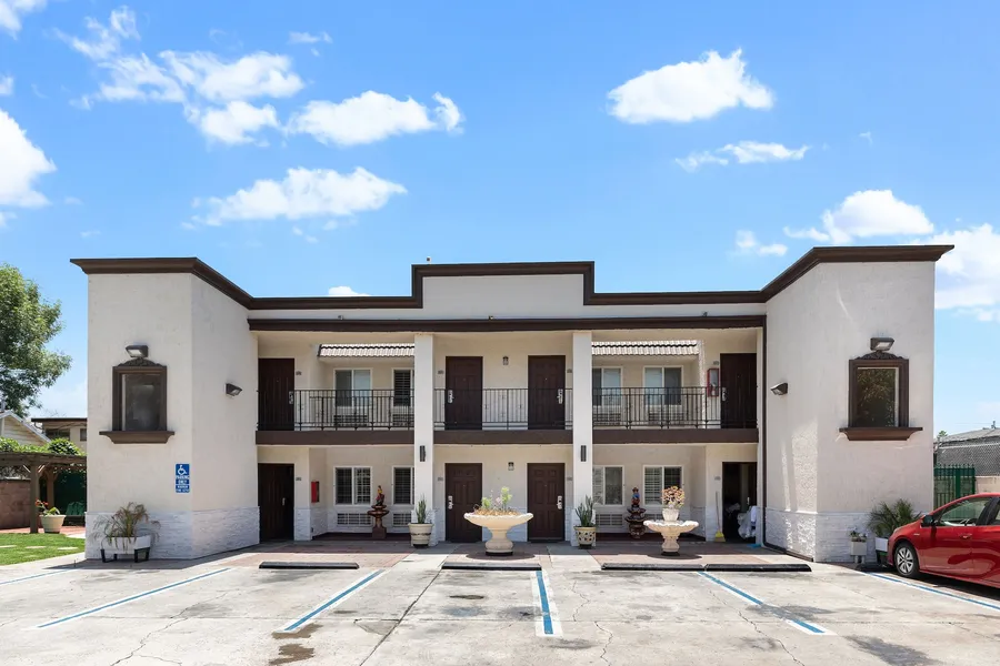 Le Blanc Inn & Suites hotel detail image 6