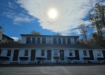 Penn Lodge Hotel & Suites hotel thumbnail 2