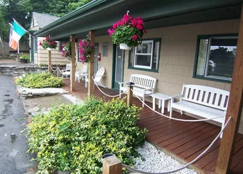 Wooden Boat Inn hotel thumbnail 4