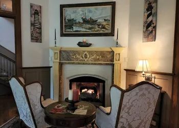 Vine Cottage Inn hotel thumbnail 4