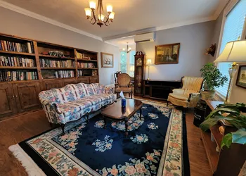 Vine Cottage Inn hotel thumbnail 5
