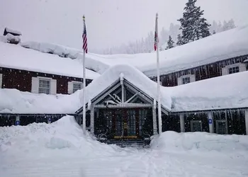 River Ranch Lodge & Restaurant hotel thumbnail 3