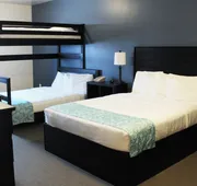 Roadhouse 52 Inn & Suites hotel detail image 5