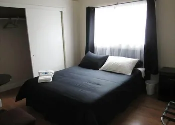 Bk Guest house hotel thumbnail 6